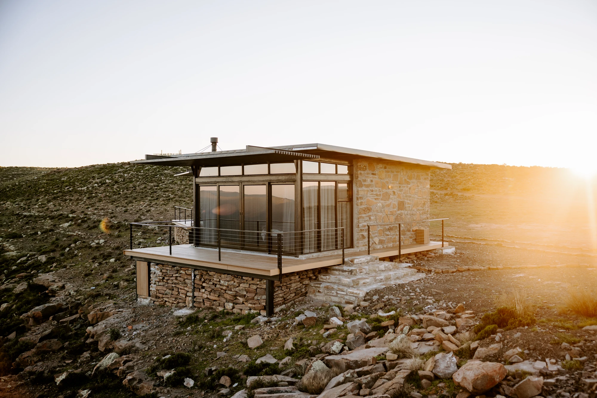 Oudeberg Lodge interior with floor-to-ceiling views